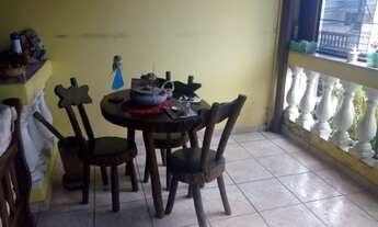 Imagem 3: 3 dormitórios, 1 suítes, 3 banheiro, 225M² de Área Construída