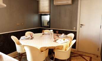 Imagem 7: 4 dormitórios, 4 suíte, 7 banheiro, 4 vagas na garagem, 400M² de Área Construída