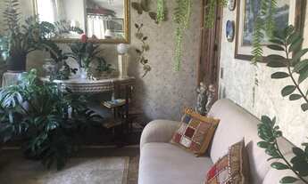 Imagem 4: 3 dormitórios, 1 suítes, 3 banheiro, 2 vagas na garagem, 256M² de Área Construída