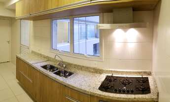 Imagem 3: 3 dormitórios, 3 suíte, 4 banheiro, 3 vagas na garagem, 163M² de Área Construída