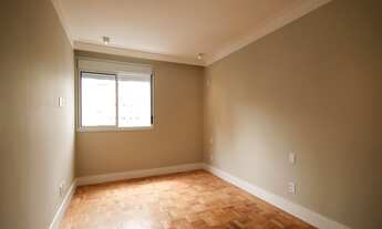 Imagem 6: 3 dormitórios, 3 suíte, 4 banheiro, 2 vagas na garagem, 258M² de Área Construída