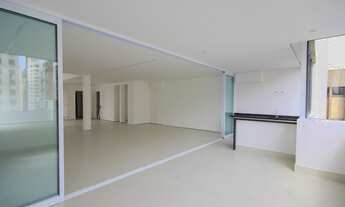 Imagem: 4 dormitórios, 4 suíte, 6 banheiro, 2