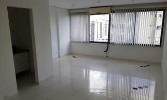 Imagem 2: 1 banheiros, 2 vagas na garagem