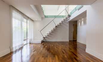 Imagem 6: 5 dormitórios, 5 suíte, 7 banheiro, 10 vagas na garagem, 545M² de Área Construída