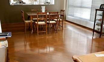 Imagem 4: 2 dormitórios, 2 suíte, 4 vagas na garagem, 220M² de Área Construída