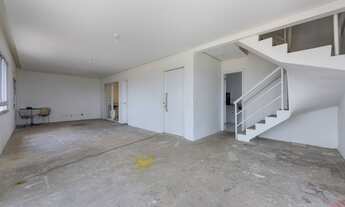 Imagem 3: 4 dormitórios, 4 suíte, 6 banheiro, 6 vagas na garagem, 364M² de Área Construída