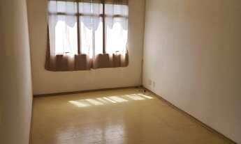 Imagem: 2 dormitórios, 1 banheiros, 1 vaga na garagem