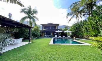 Imagem: 5 dormitórios, 5 suíte, 6 banheiro, 4