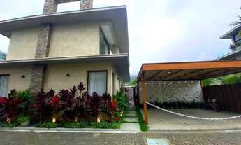 Imagem: PÉ NA AREIA EM MARESIAS (11) 9-9194-5074