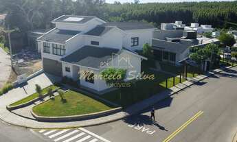 Imagem: 4 SUÍTES ESTILO DIFERENCIADA, CONDOMÍNIO