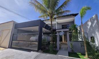 Imagem 2: CASA MARAVILHOSA MUITO ESPAÇOSA E BEM DIVIDIDA COM 03 QUARTOS 02 SUÍTES COM SACADA E ARMÁR