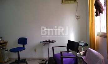 Imagem 6: 4 dormitórios, 1 suítes, 2 vagas na garagem, 298M² de Área Construída