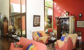 Imagem 1: 3 dormitórios, 1 suítes, 2 banheiro, 2 vagas na garagem, 1035M² de Área Total