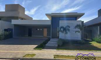 Imagem: Impecável casa em condomínio à venda