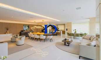 Imagem 2: Venda de Apartamento de Alto Padrão no Setor Bueno: 3 Suítes, 359m², 4 Vagas e Vista Privi