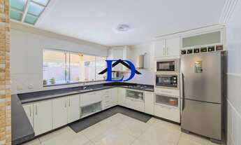 Imagem 6: Sobrado de Luxo no Portal do Sol I - 3 suítes, piscina e localização privilegiada em Goiân