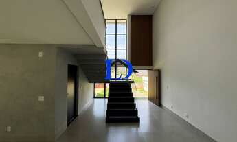 Imagem 5: Casa à venda em Goiânia-GO, Distrito Vila Rica: 3 quartos, 3 suítes, 3 salas, 5 banheiros