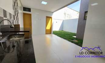 Imagem 2: Casa de 3 quartos nova ao lado do Parque Cascavel com quintal e sem piscina