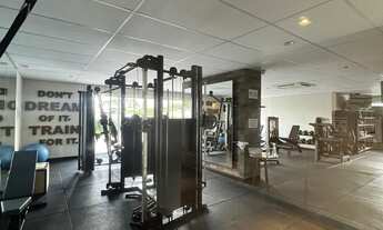 Imagem 2: Imobiliária em Goiânia vende apartamento no setor Bueno com 3 suítes e completo em armário