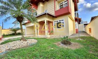 Imagem: Excelente Sobrado venda no bairro Iririú