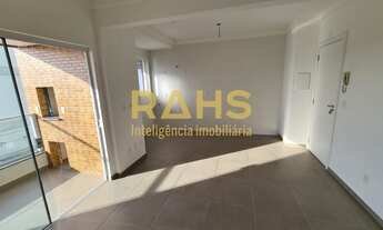 Imagem 4: Apartamento de 2 quartos, sendo 1 suíte, com sacada com churrasqueira no bairro Bucarein p