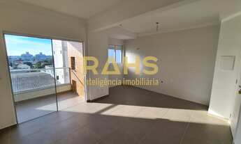 Imagem 3: Apartamento de 2 quartos, sendo 1 suíte, com sacada com churrasqueira no bairro Bucarein p