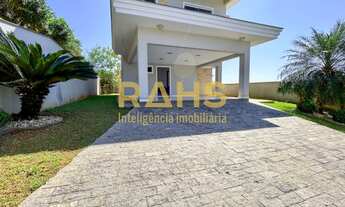 Imagem: Belíssimo Sobrado averbado à venda em