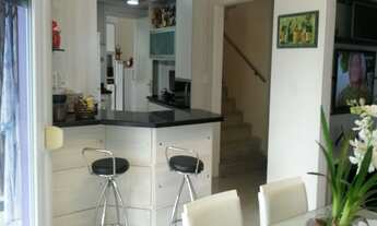 Imagem 2: 3 dormitórios, 3 suíte, 4 banheiro, 3 vagas na garagem, 254M² de Área Construída