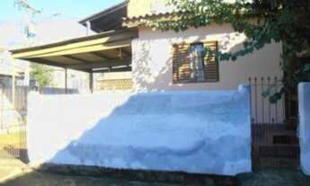 Imagem: 2 dormitórios, 1 banheiros, 2 vagas na