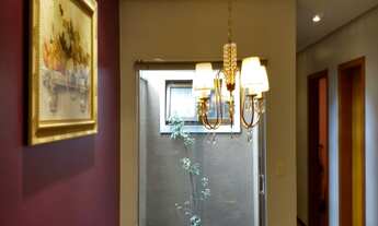 Imagem 3: 3 dormitórios, 1 suítes, 2 banheiro, 2 vagas na garagem, 180M² de Área Construída