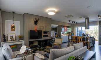 Imagem 4: 4 dormitórios, 2 suíte, 4 banheiro, 230M² de Área Construída, 232M² de Área Total