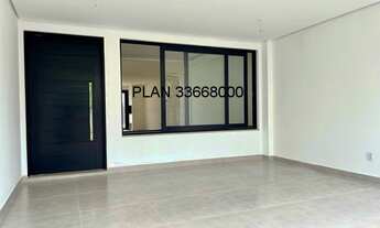 Imagem 3: Porto Alegre, 3 dormitórios, 1 suítes, 3 banheiro, 4 vagas na garagem, 170M² de Área Const