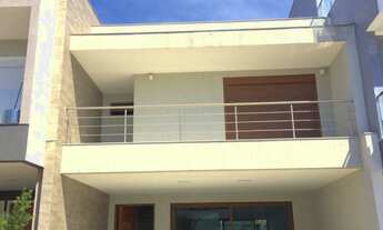 Imagem: 3 dormitórios, 1 suítes, 3 banheiro, 3