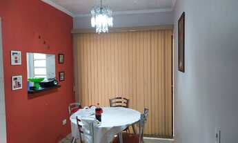 Imagem 3: 4 dormitórios, 1 suítes, 3 banheiro, 3 vagas na garagem, 146M² de Área Construída