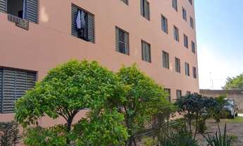 Imagem: 2 dormitórios, 1 banheiros, 1 vaga na garagem