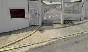 Imagem: 3 dormitórios, 1 suítes, 2 banheiro, 2