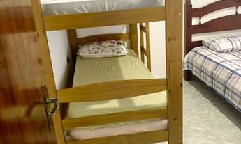 Imagem 7: 3 dormitórios, 1 suítes, 2 banheiro, 5 vagas na garagem, 500M² de Área Construída