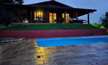 Imagem: 3 dormitórios, 3 suíte, 4 vagas na garagem