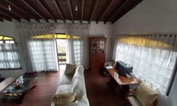 Imagem: 3 dormitórios, 3 suíte, 2 banheiro, 2