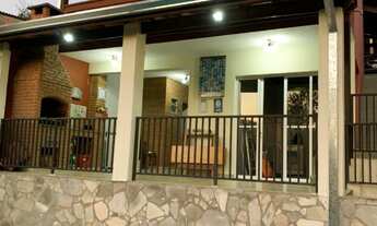 Imagem: 3 dormitórios, 1 suítes, 2 banheiro, 2