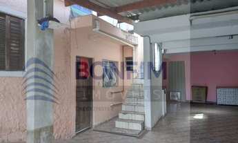 Imagem 7: 2 dormitórios, 2 banheiro, 3 vagas na garagem, 228M² de Área Construída