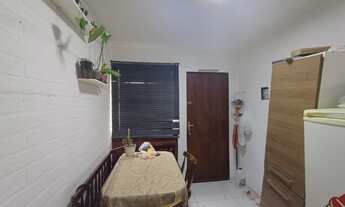 Imagem 2: 2 dormitórios, 1 banheiros, 1 vaga na garagem, 42M² de Área Construída