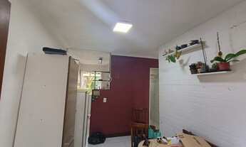 Imagem 5: 2 dormitórios, 1 banheiros, 1 vaga na garagem, 42M² de Área Construída