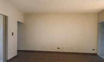 Imagem 6: 3 dormitórios, 1 suítes, 1 banheiros, 1 vaga na garagem, 105M² de Área Construída