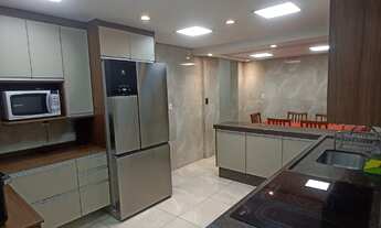 Imagem 4: 3 dormitórios, 1 suítes, 3 banheiro, 3 vagas na garagem, 206M² de Área Construída