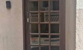 Imagem 2: 3 dormitórios, 1 banheiros, 1 vaga na garagem, 74M² de Área Construída