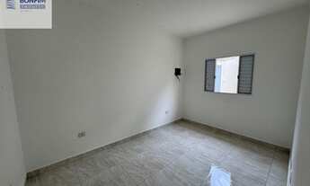 Imagem 7: 2 dormitórios, 1 banheiros, 3 vagas na garagem, 90M² de Área Construída