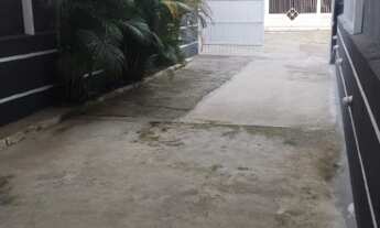 Imagem 3: 4 dormitórios, 1 suítes, 1 banheiros, 6 vagas na garagem, 181M² de Área Construída