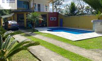 Imagem: 5 dormitórios, 1 suítes, 3 banheiro, 8