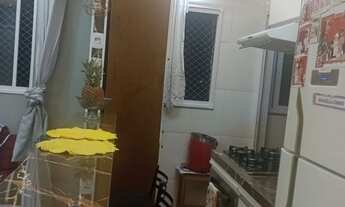 Imagem 2: 2 dormitórios, 1 banheiros, 1 vaga na garagem, 48M² de Área Construída